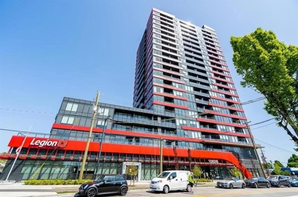 Condo for sale at 1609 10626 City Parkway Surrey British Columbia - MLS: R3161308