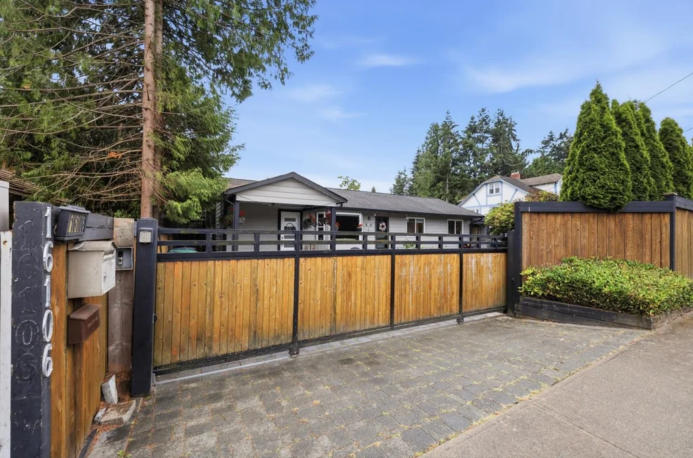 16106 16 AVENUE, Surrey BC V4A 1S5, Surrey BC — Residential for Sale - Photo 2