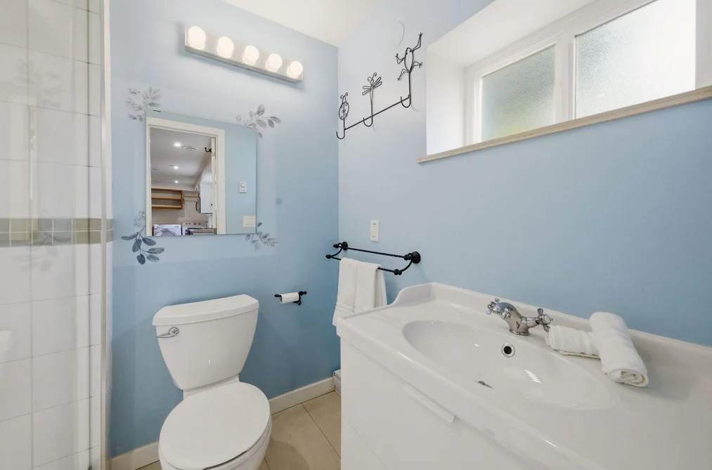 1611 LYNN VALLEY ROAD, North Vancouver BC V7J 2B5, North Vancouver BC — Residential for Sale — Photo 16 of 40