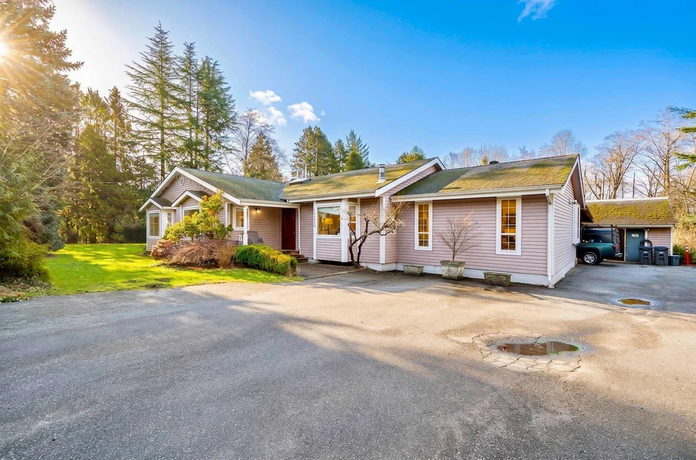 House for sale at 16114 20 Avenue Surrey British Columbia - MLS: R3086415