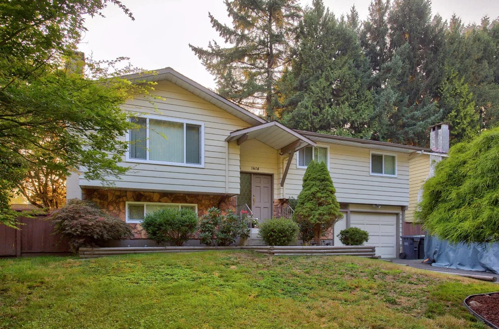 House for sale at 1614 Connaught Drive Port Coquitlam British Columbia - MLS: R3154858