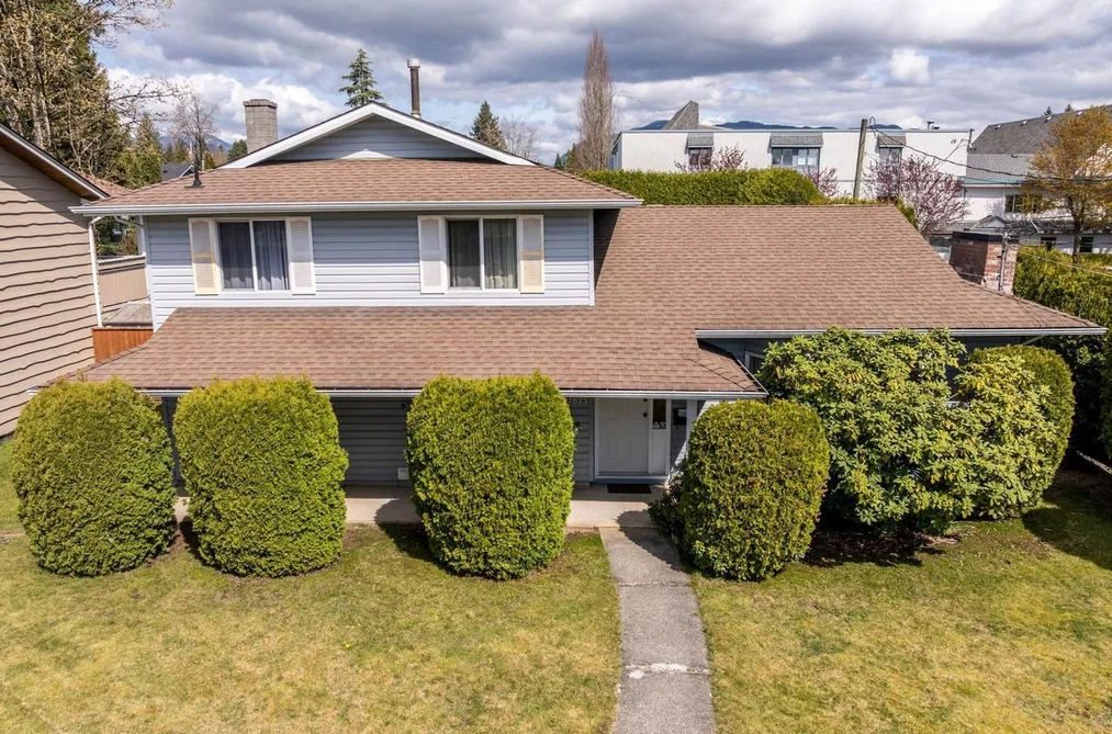 1615 CORNELL AVENUE, Coquitlam BC V3J 3A2, Coquitlam BC — Residential for Sale - Photo 2