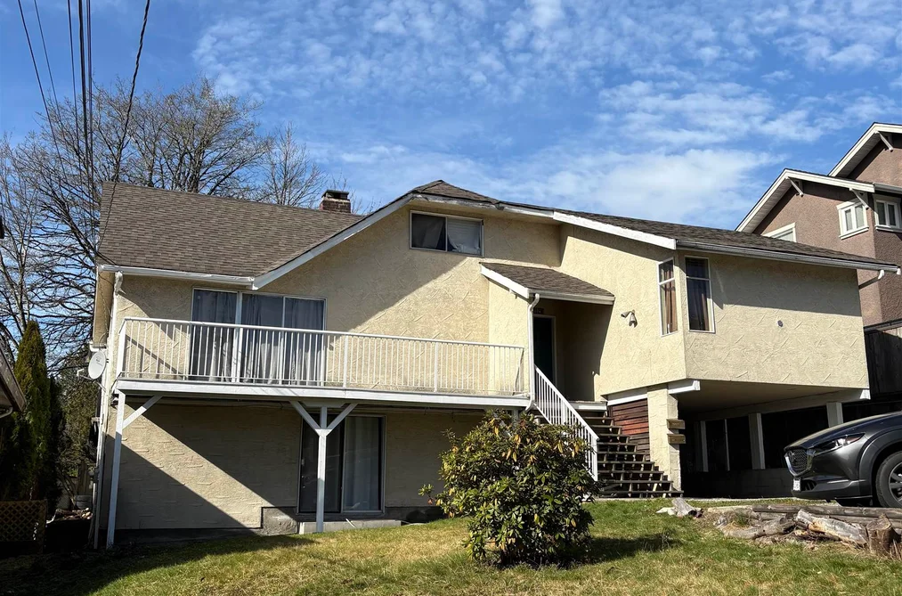 House for sale at 1615 Holdom Avenue Burnaby British Columbia - MLS: R3042442
