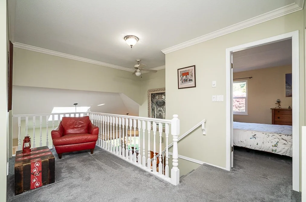 16173 Brookside Grove, Surrey, BC - House for Sale - Photo 26 of 35 16173 Brookside Grove, Surrey, BC - House for Sale - Photo 26 of 35