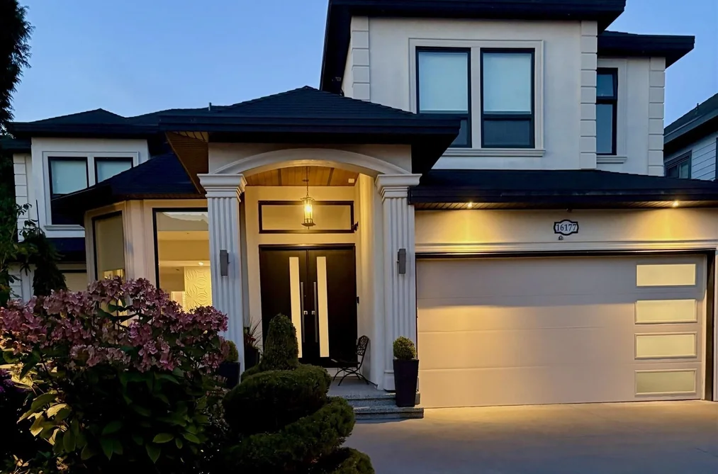 House for sale at 16177 89 A Avenue Surrey British Columbia - MLS: R3161976