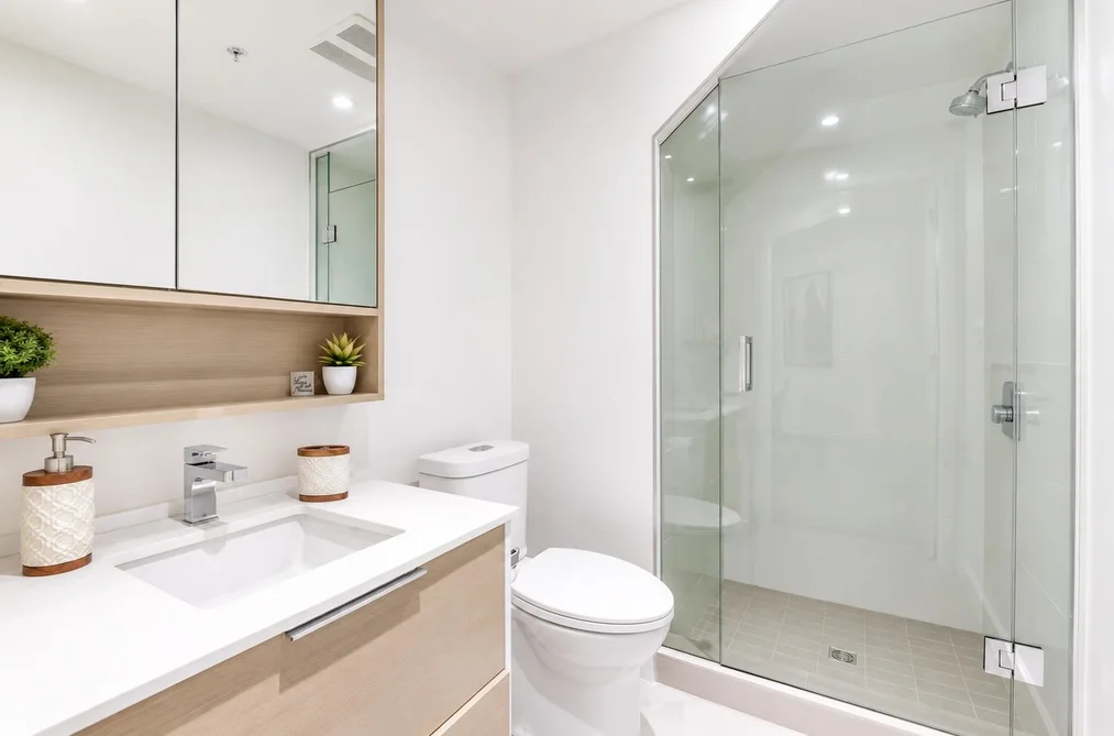 1618 PULLMAN PORTER STREET, Vancouver BC V6A 0H2, Vancouver BC — Residential for Sale — Photo 3 of 10