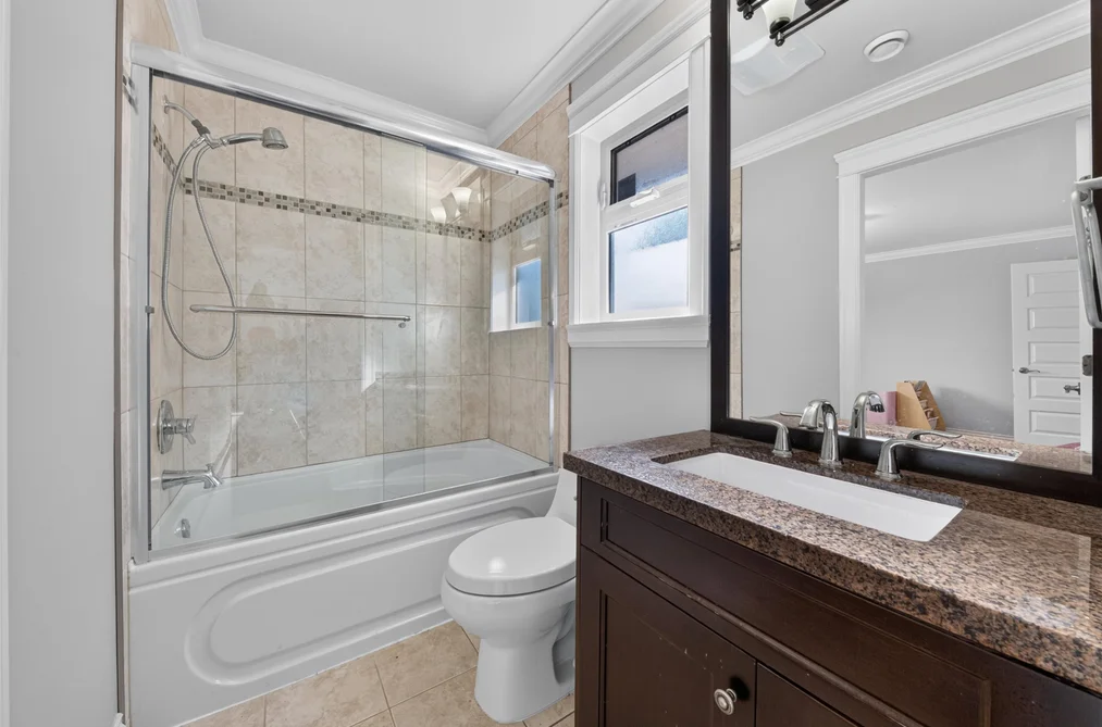16180 27A Avenue, Surrey, BC - House for Sale - Photo 24 of 40 16180 27A Avenue, Surrey, BC - House for Sale - Photo 24 of 40