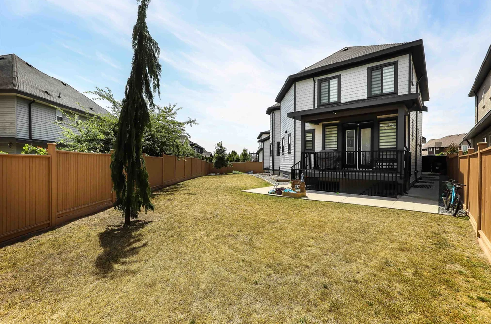16181 89A AVENUE, Surrey, BC — Residential for Sale — Photo 37 of 40