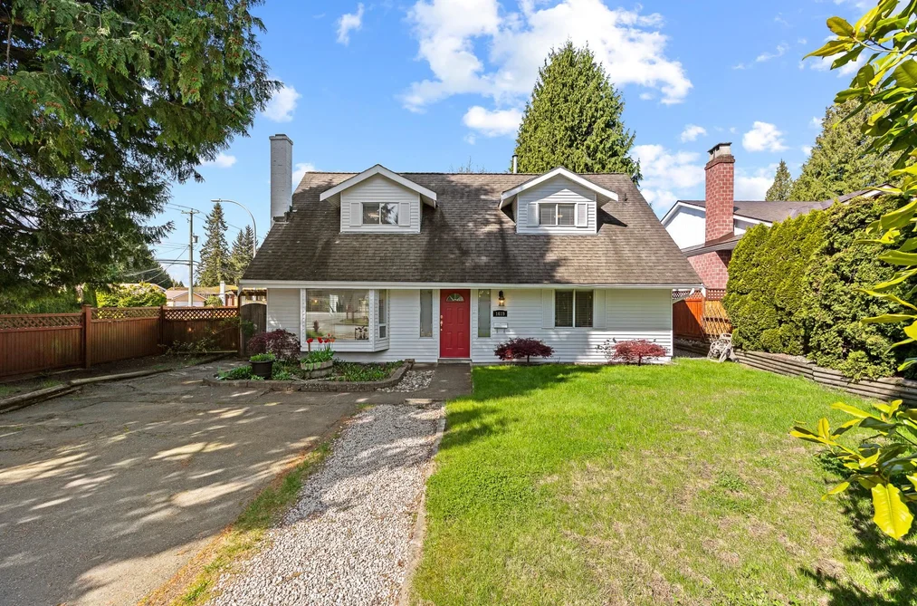 House for sale at 1619 138a Street Surrey British Columbia - MLS: R3114301