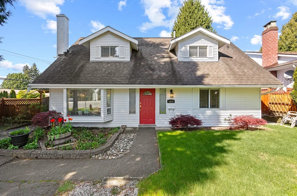 1619 138A STREET, Surrey BC V4A 7E6, Surrey BC — Residential for Sale - Photo 2