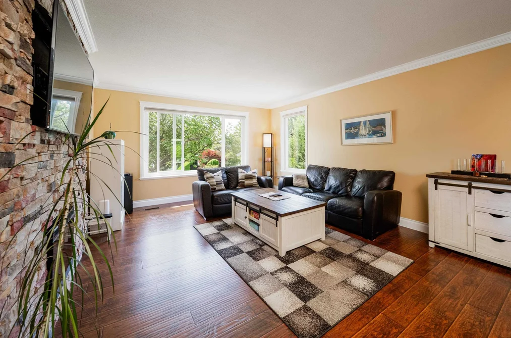 16199 13TH AVENUE, Surrey BC V4A 6W3, Surrey BC — Residential for Sale — Photo 3 of 40
