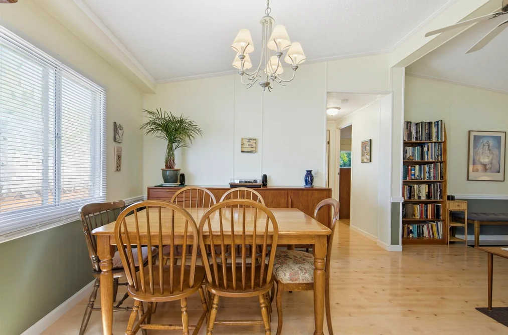 162 145 KING EDWARD STREET, Coquitlam, BC — Residential for Sale — Photo 5 of 25