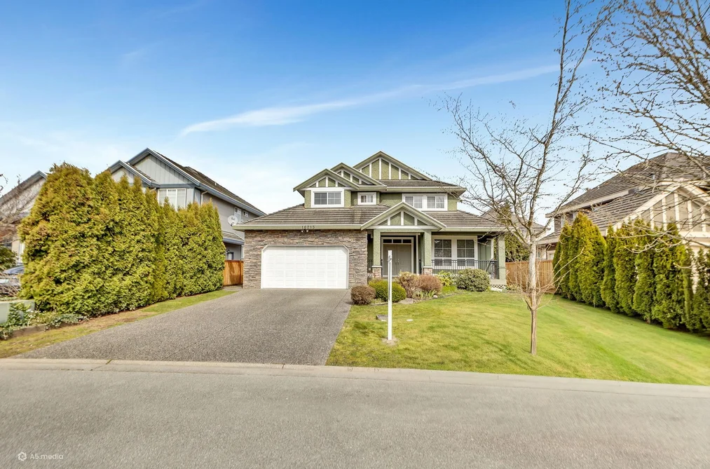 House for sale at 16215 79a Avenue Surrey British Columbia - MLS: R3106331