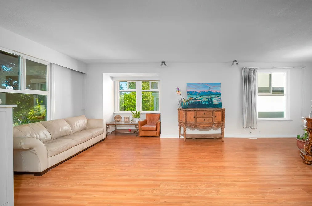 Unknown, Vancouver BC — Residential for Sale - Photo 2