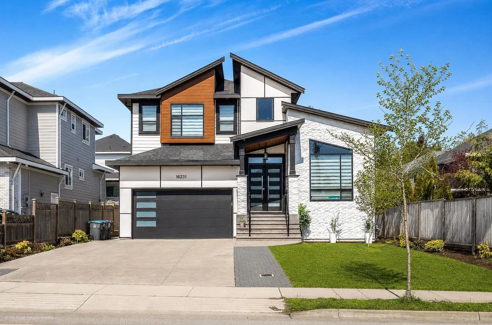 House for sale at 16231 80 Avenue Surrey British Columbia - MLS: R3145139