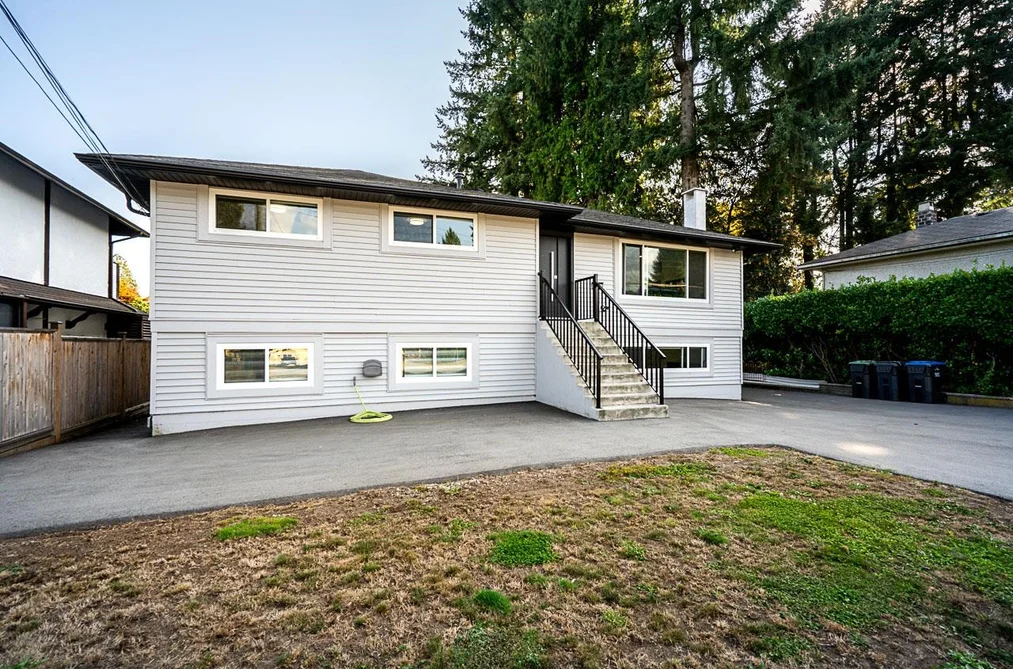 1624 COQUITLAM AVENUE, Port Coquitlam BC V3B 1H7, Port Coquitlam BC — Residential for Sale - Photo 2