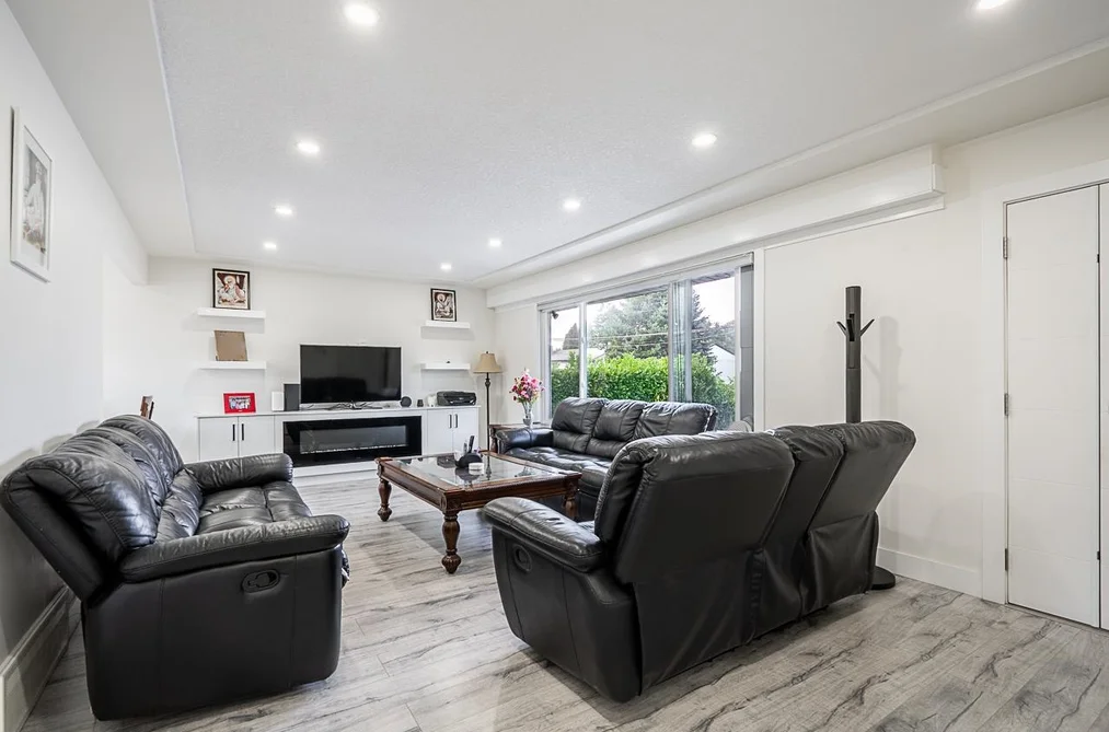 1624 COQUITLAM AVENUE, Port Coquitlam BC V3B 1H7, Port Coquitlam BC — Residential for Sale - Photo 4