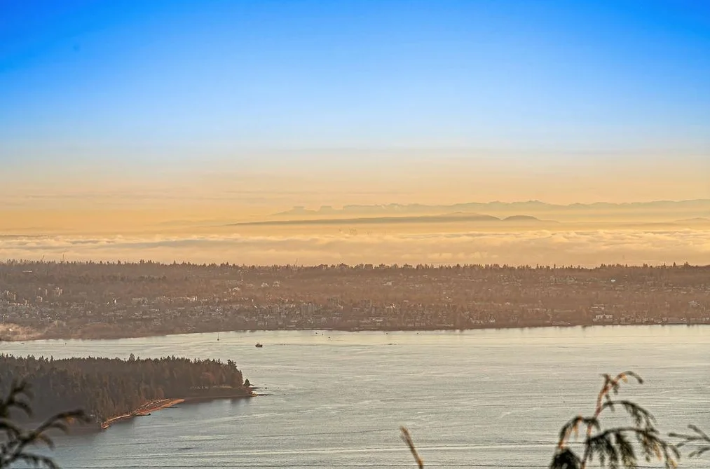 1626 PINECREST DRIVE, West Vancouver BC V7S 3H3, West Vancouver BC — Residential for Sale - Photo 2