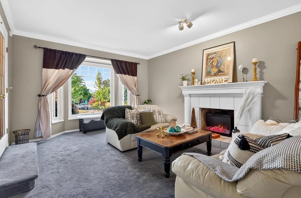 16296 87 AVENUE, Surrey BC V4N 1B7, Surrey BC — Residential for Sale - Photo 2
