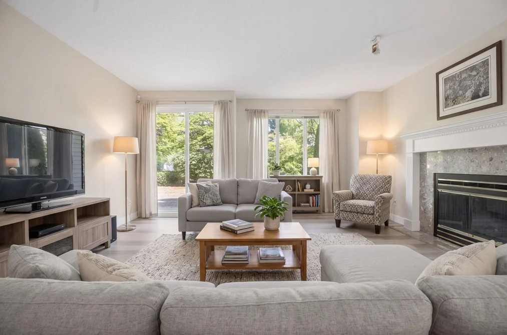 Condo for sale at 163 13888 70 Avenue Surrey British Columbia - MLS: R3155225