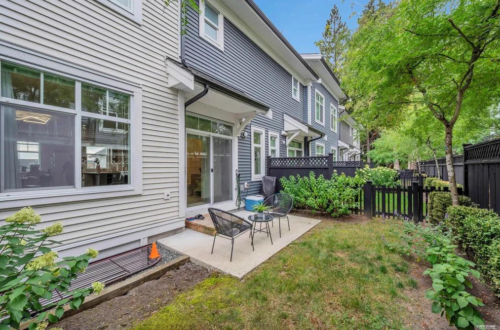 163-3565 Baycrest Avenue, Coquitlam, BC - Townhouse for Sale - Photo 17 of 35 163-3565 Baycrest Avenue, Coquitlam, BC - Townhouse for Sale - Photo 17 of 35