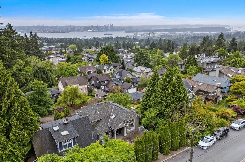 House for sale at 163 E St. James Road North Vancouver British Columbia - MLS: R3134588