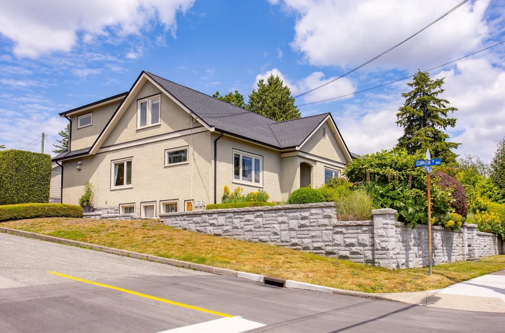 1631 SEVENTH AVENUE, New Westminster BC V3M 2K6, New Westminster BC — Residential for Sale — Photo 3 of 40