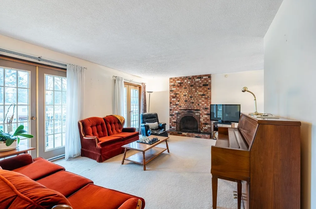 1632 COMO LAKE AVENUE, Coquitlam BC V3J 3P6, Coquitlam BC — Residential for Sale - Photo 3