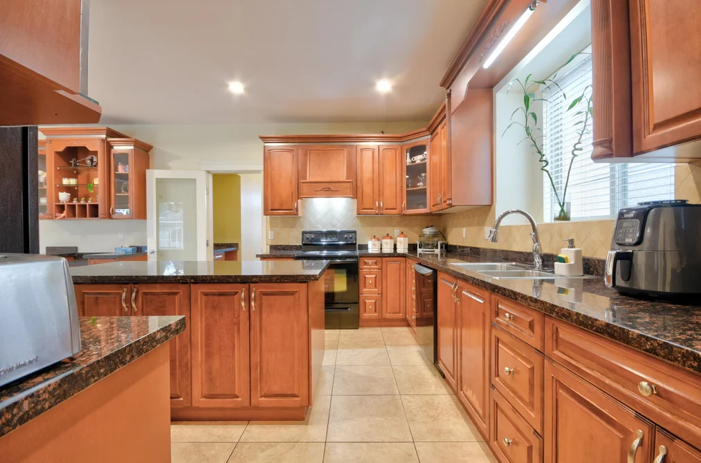 16328 88 Avenue, Surrey, BC - MLS: R3179370 - Photo 12