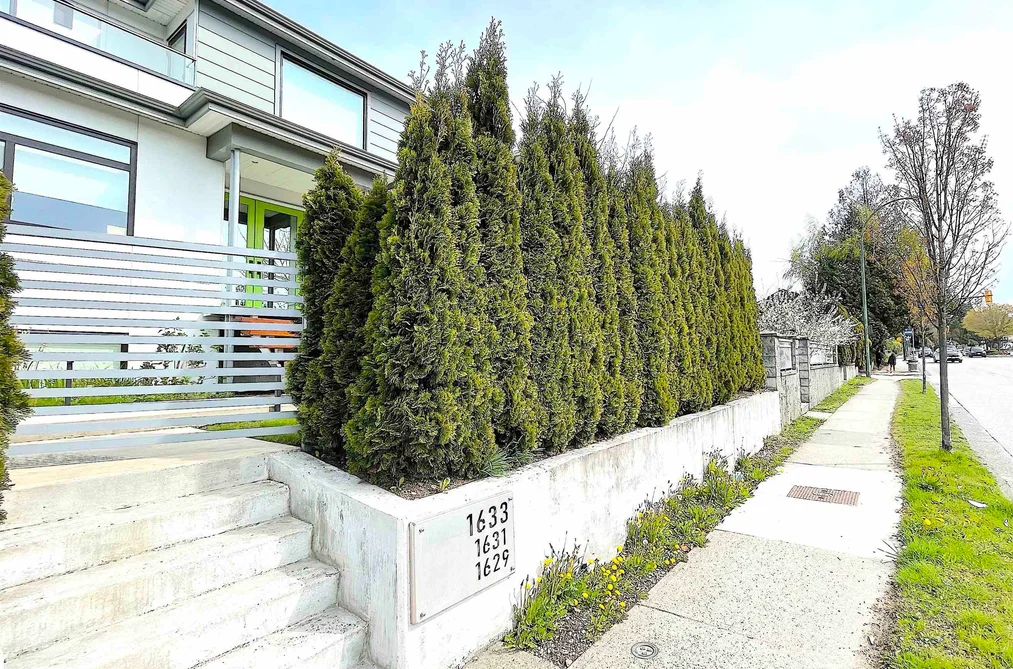1633 SE MARINE DRIVE, Vancouver BC V5P 2R5, Vancouver BC — Residential for Sale - Photo 3