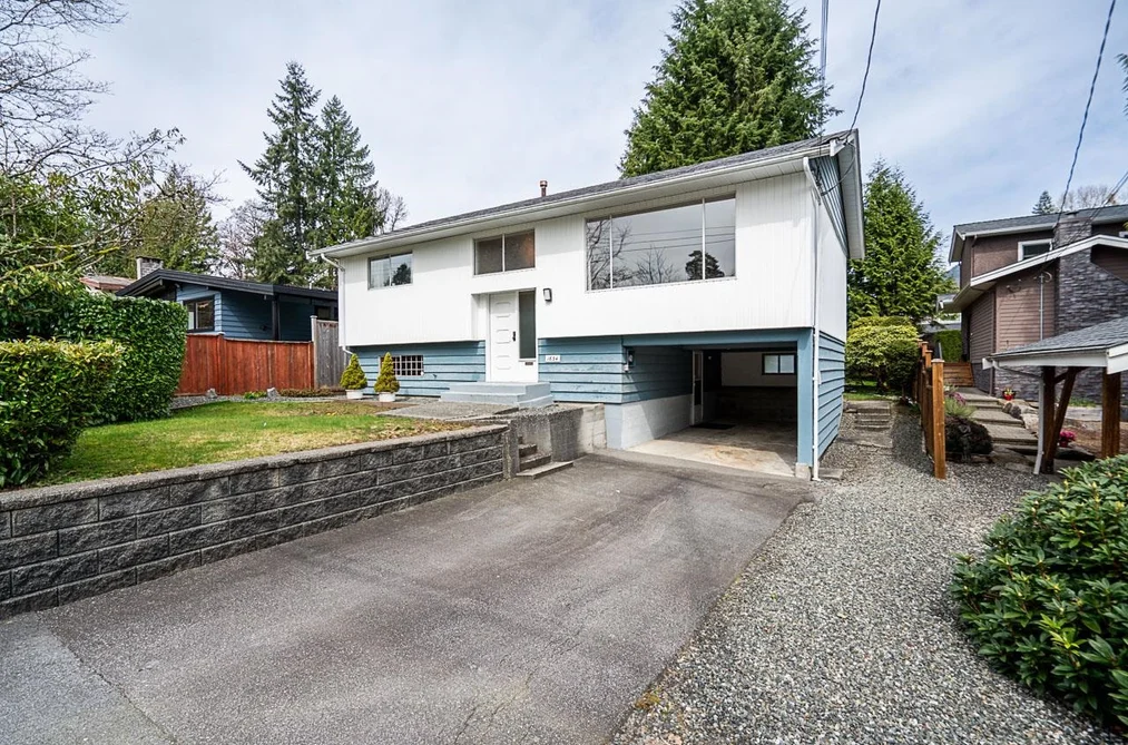 House for sale at 1634 Ross Road North Vancouver British Columbia - MLS: R3110908