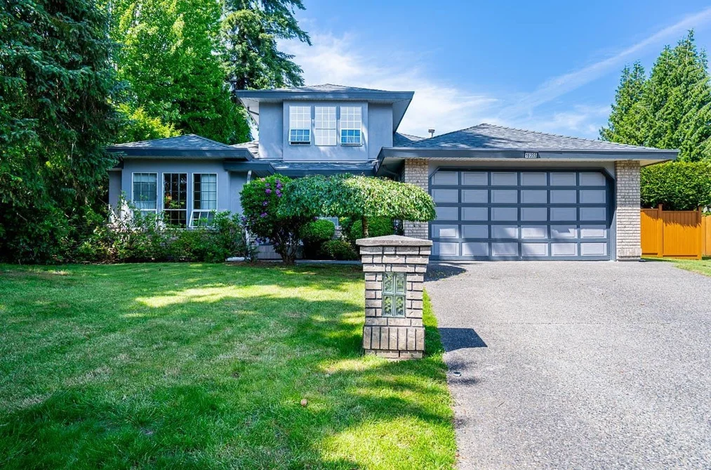 House for sale at 16355 108a Avenue Surrey British Columbia - MLS: R3147575