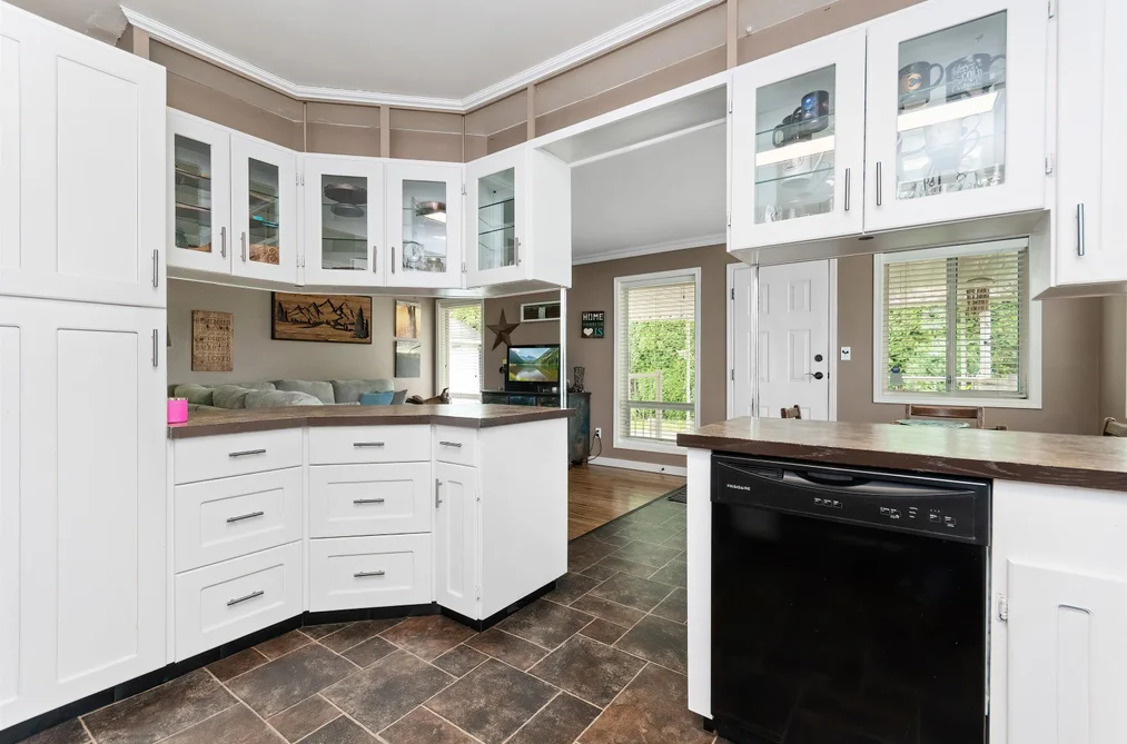 1636 AGASSIZ-ROSEDALE NO 9 HIGHWAY, Agassiz BC V0M 1A3, Agassiz BC — Residential for Sale — Photo 15 of 38