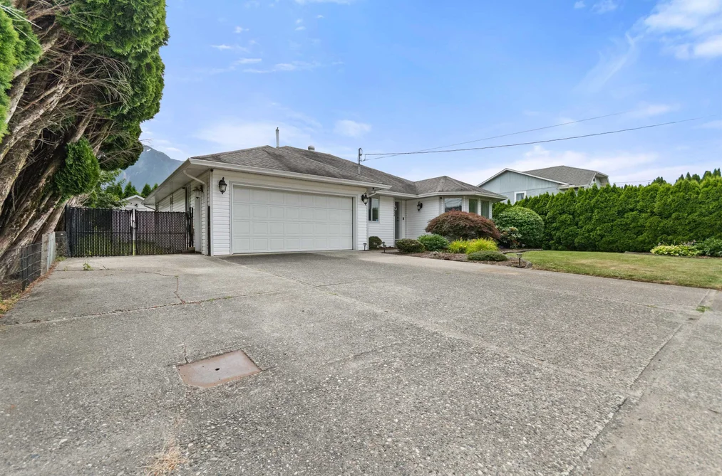1636 AGASSIZ-ROSEDALE NO 9 HIGHWAY, Agassiz BC V0M 1A3, Agassiz BC — Residential for Sale — Photo 35 of 38