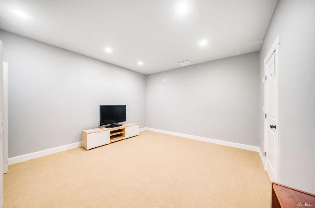 16383 High Park Avenue, Surrey, BC - MLS: R3162205 - Photo 33 16383 High Park Avenue, Surrey, BC - MLS: R3162205 - Photo 33