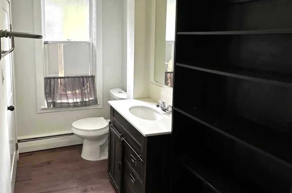 164 E 10th Street, North Vancouver, BC - MLS: R3164529 - Photo 13 164 E 10th Street, North Vancouver, BC - MLS: R3164529 - Photo 13