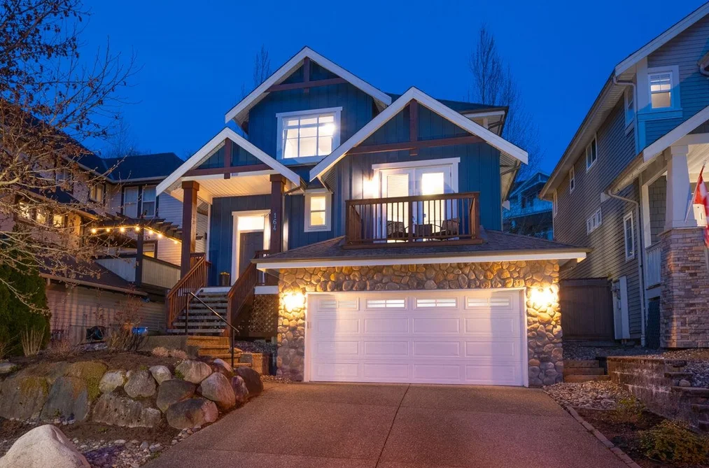 House for sale at 164 Sycamore Drive Port Moody British Columbia - MLS: R3107972