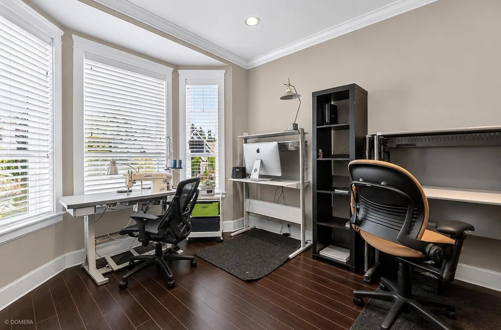 16452 93A AVENUE, Surrey, BC — Residential for Sale — Photo 17 of 39