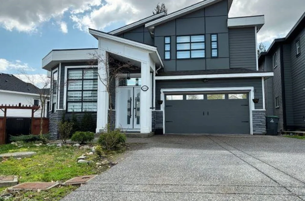 House for sale at 16488 103 Avenue Surrey British Columbia - MLS: R3134775