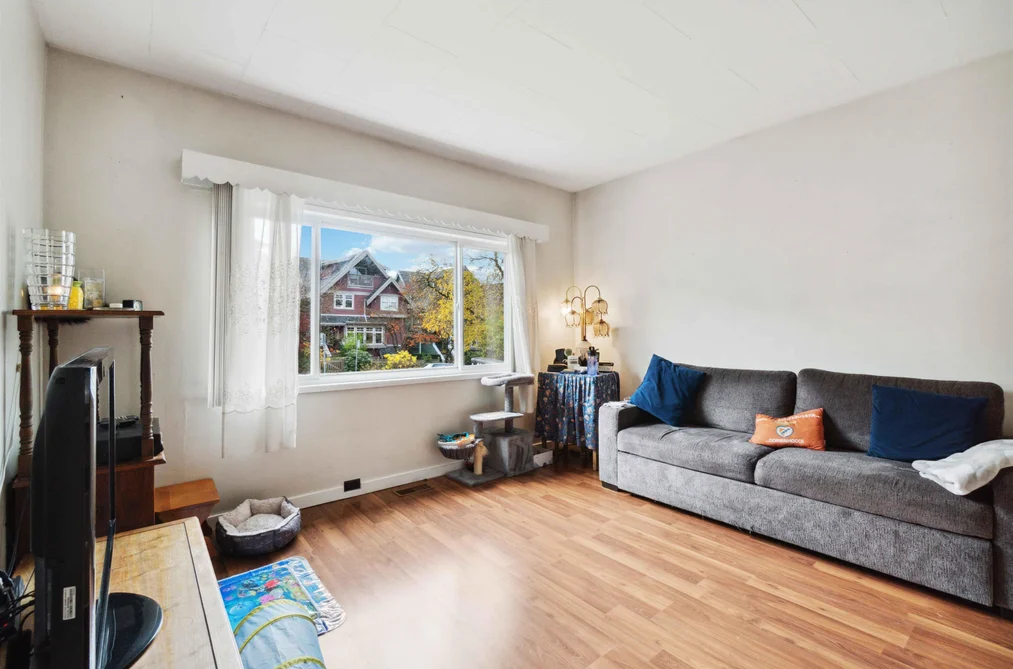 1649 GRANT STREET, Vancouver BC V5L 2Y4, Vancouver BC — Residential for Sale - Photo 2