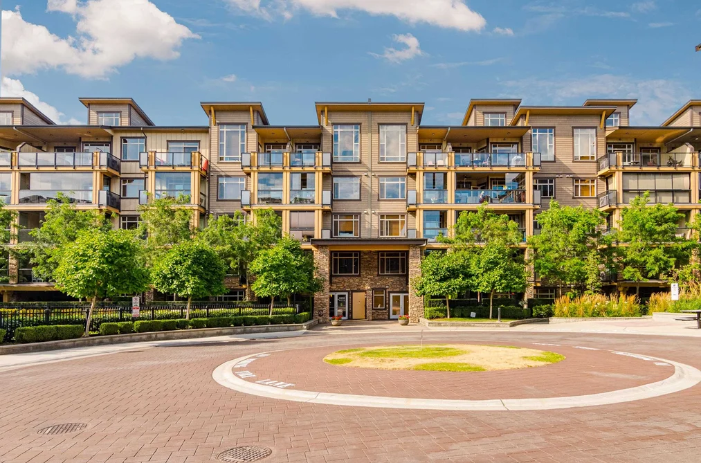Condo for sale at 165 8258 207a Street Langley British Columbia - MLS: R3101042