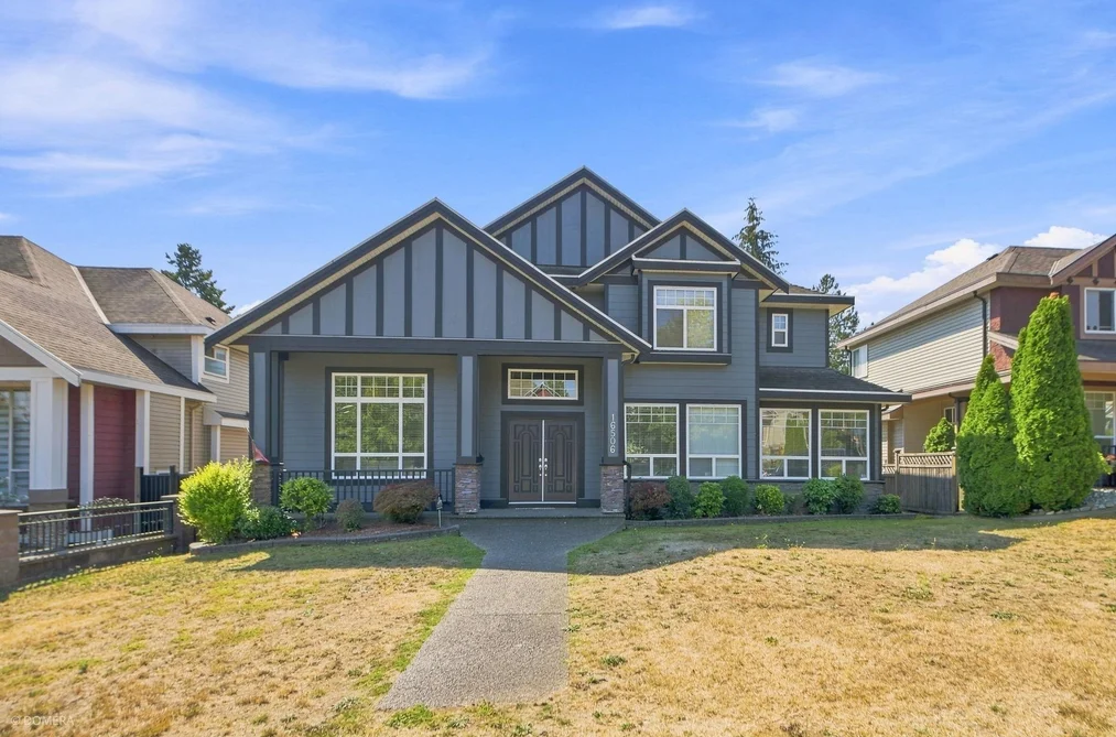 House for sale at 16506 104 Avenue Surrey British Columbia - MLS: R3157224