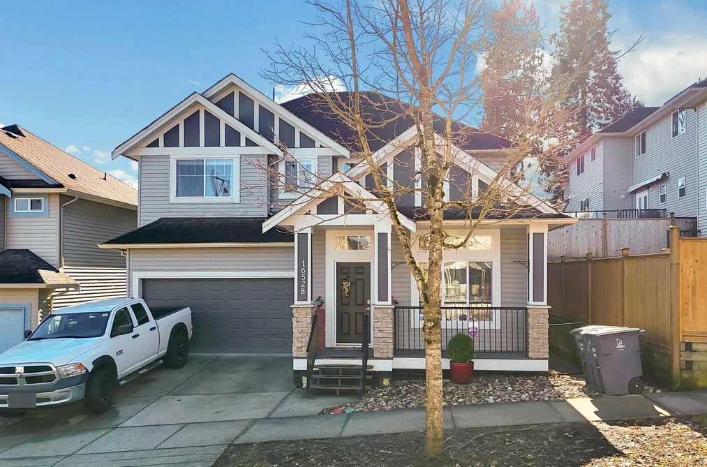 House for sale at 16528 59a Avenue Surrey British Columbia - MLS: R3094258