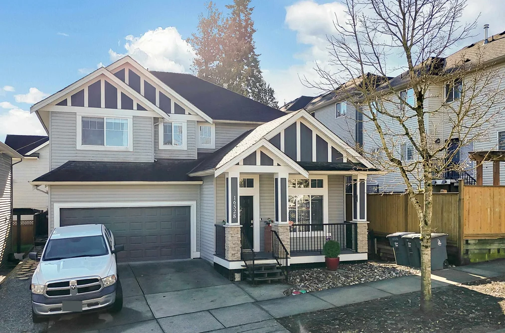 16528 59A AVENUE, Surrey BC V3S 4N9, Surrey BC — Residential for Sale - Photo 2