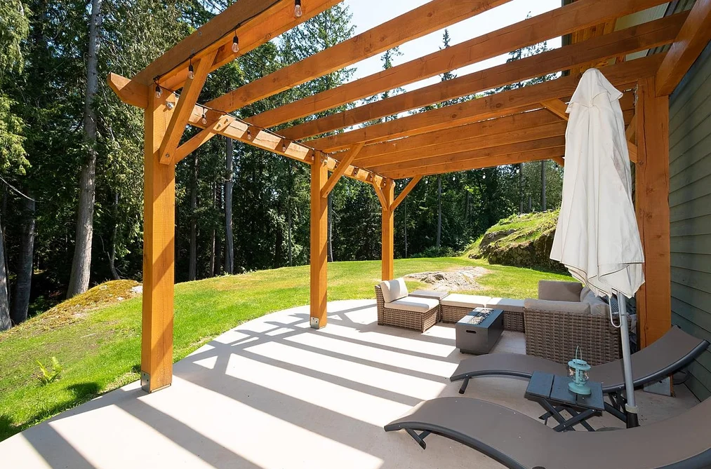 1655 Evergreen Lane, Bowen Island, BC - House for Sale - Photo 29 of 32 1655 Evergreen Lane, Bowen Island, BC - House for Sale - Photo 29 of 32