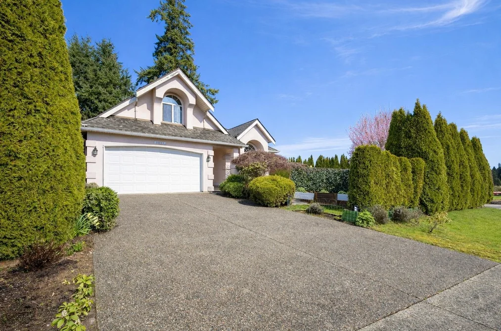 16583 10 AVENUE, White Rock BC V4A 9S1, White Rock BC — Residential for Sale - Photo 2