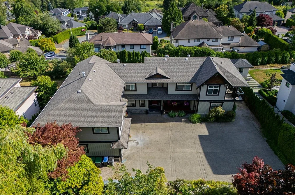 16592 78 AVENUE, Surrey, BC — Residential for Sale - Photo 2