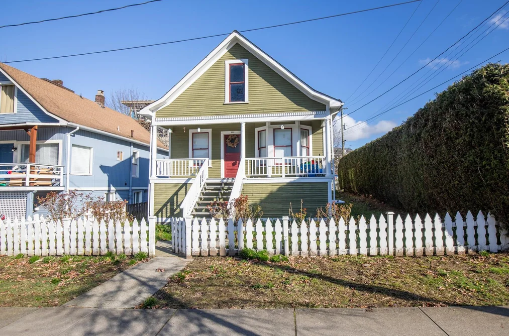 166 E 10TH STREET, North Vancouver BC V7L 2C8, North Vancouver BC — Land for Sale - Photo 6