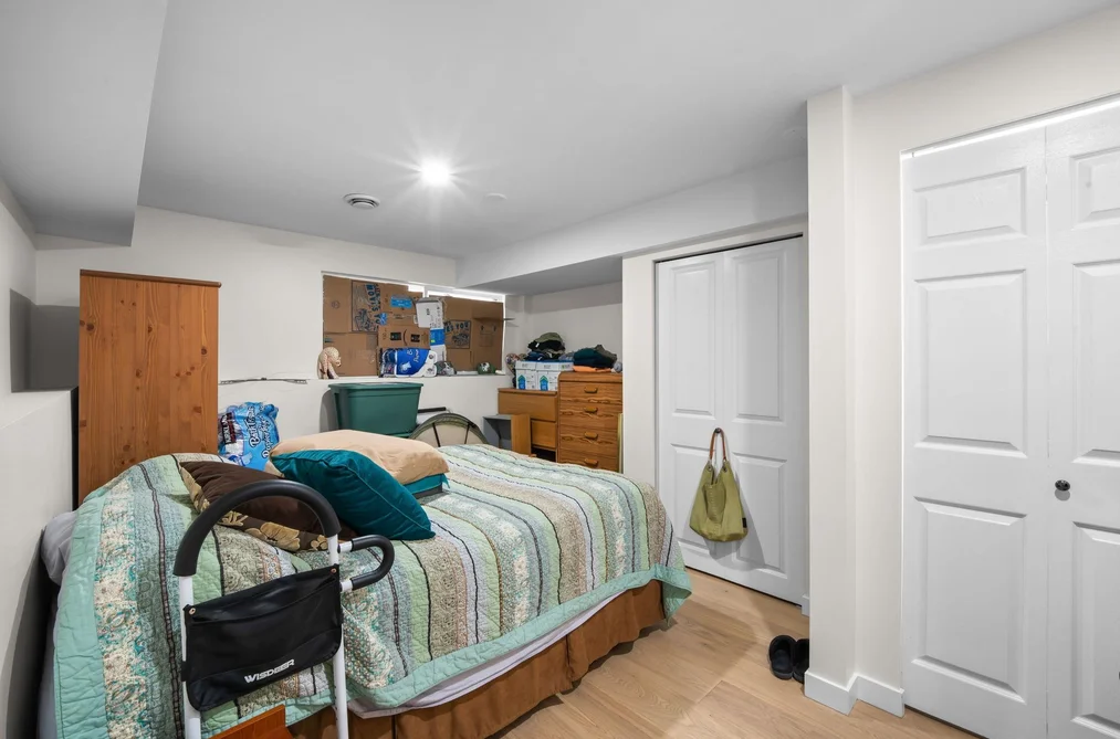 1660 CHARLAND AVENUE, Coquitlam, BC — Residential for Sale — Photo 32 of 38