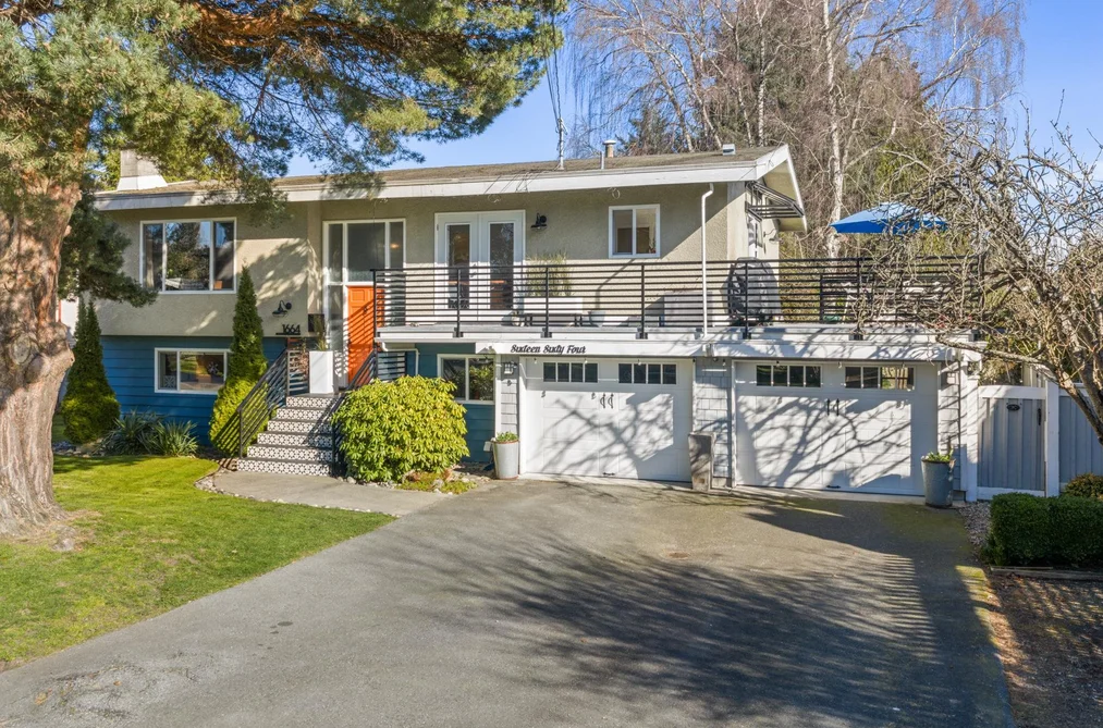 House for sale at 1664 58 Street Delta British Columbia - MLS: R3095936
